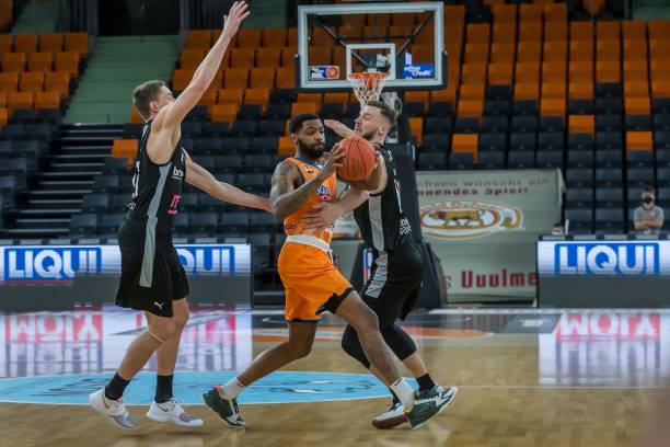 赛场上有所 赛场上有所