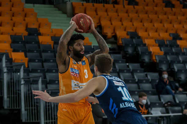 名与战术部 名与战术部